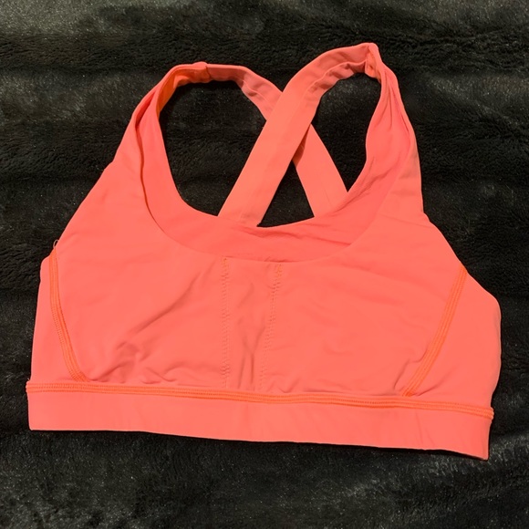 lululemon 2017 SeaWheeze run: stuff your bra - Picture 2 of 3